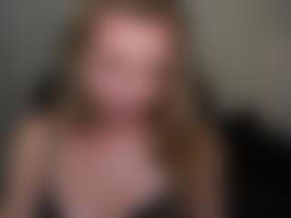VivienVance18's Live Sex Cam Show