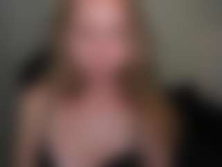 VivienVance18's Live Sex Cam Show