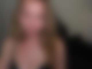 VivienVance18's Live Sex Cam Show