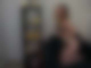 VivienVance18's Live Sex Cam Show