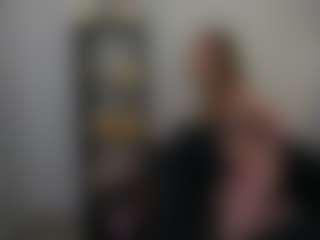 VivienVance18's Live Sex Cam Show