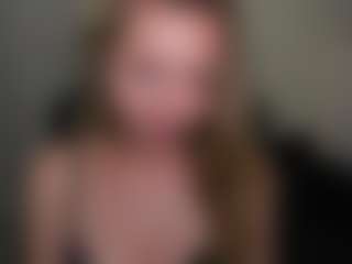 VivienVance18's Live Sex Cam Show