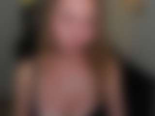 VivienVance18's Live Sex Cam Show