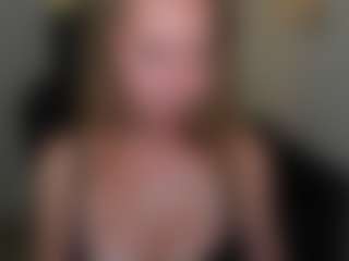 VivienVance18's Live Sex Cam Show