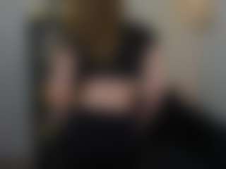 Live cam show with VivienVance18 - Cock Rating on Hubzter Live