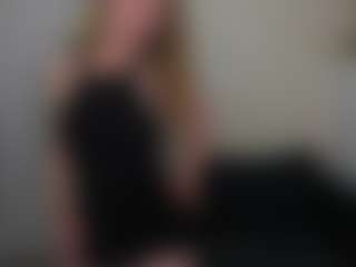 VivienVance18's Live Sex Cam Show