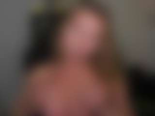 Live cam show with VivienVance18 - Middle Aged on Camsoda