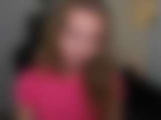 Live cam show with VivienVance18 - Average on Camming Site