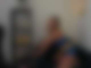 Live cam show with VivienVance18 - Blue Eyes on Streamer API