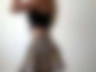 Live cam show with Scarlett - Genital Piercings on xxxlivecams.org