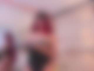 Live cam show with Alicce-Monrroy - Brown Eyes on Uber Horny