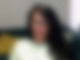 Live cam show with AngelicAmber - Green Eyes on livesuperchat.net