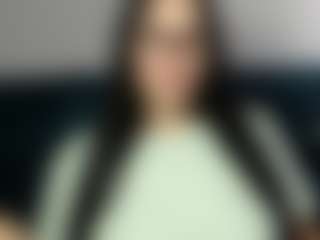 Live cam show with AngelicAmber - Green Eyes on livesuperchat.net