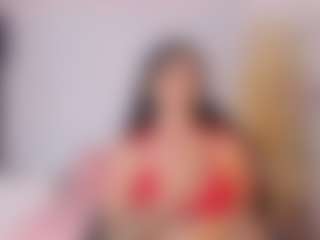 AylinLove's Live Sex Cam Show