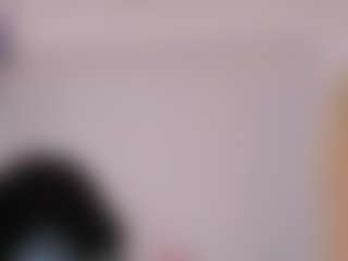 AylinLove's Live Sex Cam Show