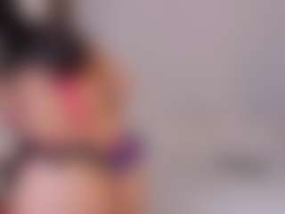 AylinLove's Live Sex Cam Show