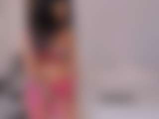 AylinLove's Live Sex Cam Show