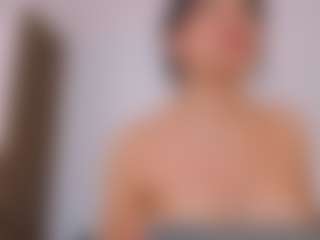 AylinLove's Live Sex Cam Show