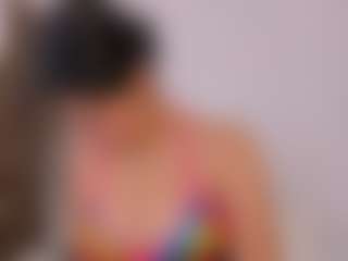 AylinLove's Live Sex Cam Show