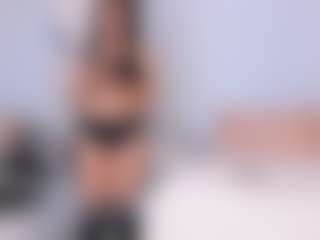 AylinLove's Live Sex Cam Show