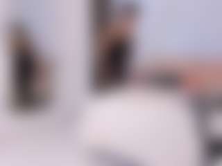 AylinLove's Live Sex Cam Show