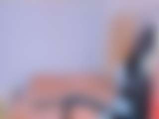 AylinLove's Live Sex Cam Show