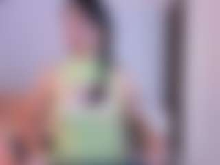 AylinLove's Live Sex Cam Show