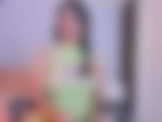 AylinLove's Live Sex Cam Show