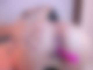 AylinLove's Live Sex Cam Show