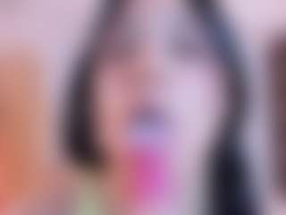 AylinLove's Live Sex Cam Show