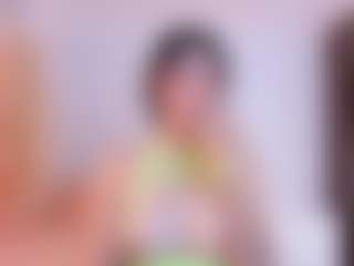 AylinLove's Live Sex Cam Show