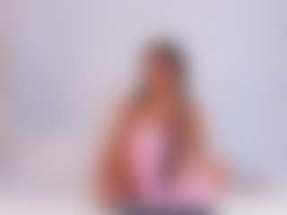 AylinLove's Live Sex Cam Show