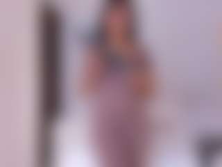 AylinLove's Live Sex Cam Show