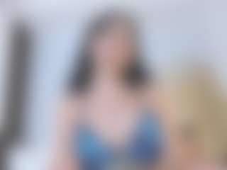 AylinLove's Live Sex Cam Show