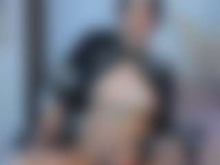 AylinLove's Live Sex Cam Show