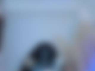 AylinLove's Live Sex Cam Show