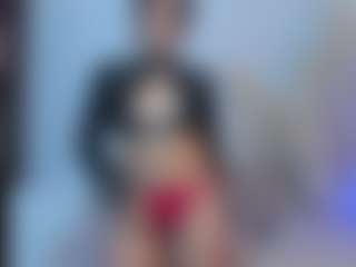 AylinLove's Live Sex Cam Show