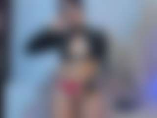 AylinLove's Live Sex Cam Show