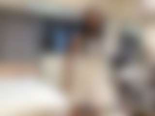 Live cam show with BereniceFaupel - Ebony on TeamSkeetLive