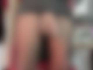 Live cam show with Bianca-Antonelli - Dirty Talk on Camsoda