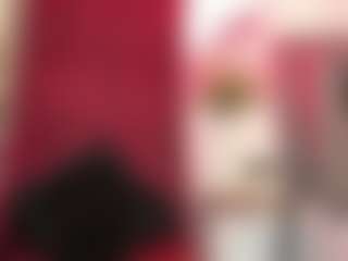 Live cam show with Bianca-Antonelli - Genital Piercings on Camsoda