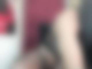 Live cam show with Bianca-Antonelli - Tease on UwU Esports