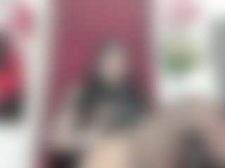 Live cam show with Bianca-Antonelli - Genital Piercings on SxyPornLive