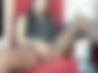 Live cam show with Bianca-Antonelli - Smoking on Gym Cam Girls