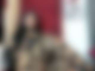 Live cam show with Bianca-Antonelli - Average on SinfulBabes