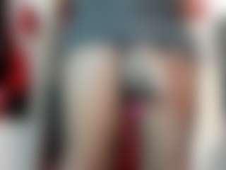 Live cam show with Bianca-Antonelli - Average on Camversity