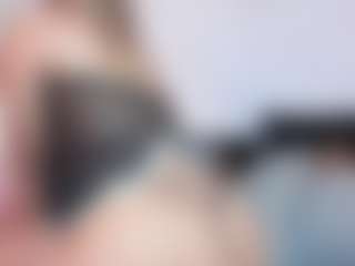 Live cam show with Brenda - Nipple Piercings on liverealitysex.com