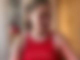 Live cam show with CodiMckone - Hot on xDating