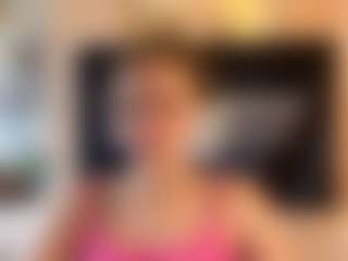 Live cam show with CodiMckone - Brown Hair on camwithhim.com