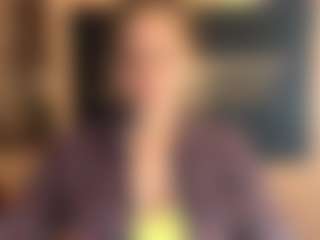 Live cam show with CodiMckone - Public Brown Hair on TastyBlacksLive